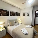La Galeria De La Rua Apartman *