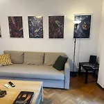 La Galeria De La Rua Apartman